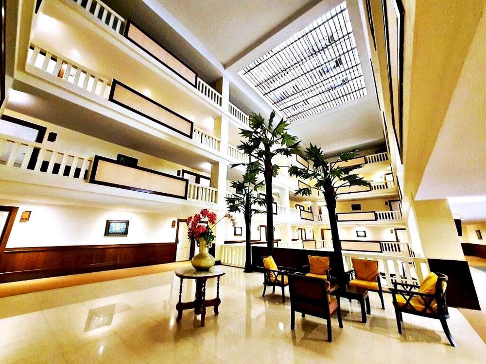 Royal Peninsula Chiangmai Отель Чиангмай