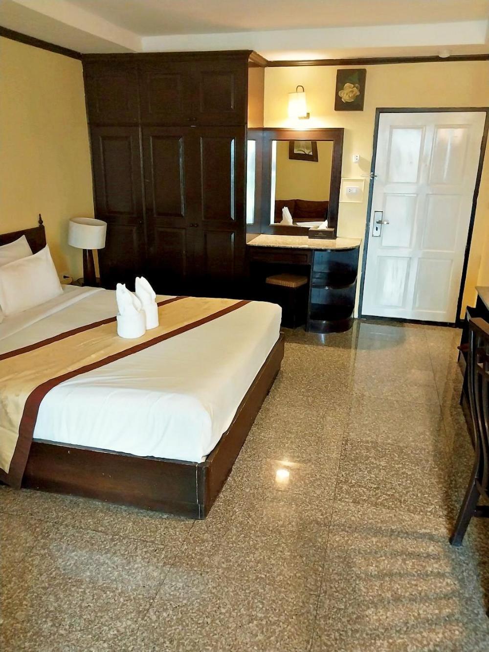โรยัลเพนนินซูลา 3* เชียงใหม่