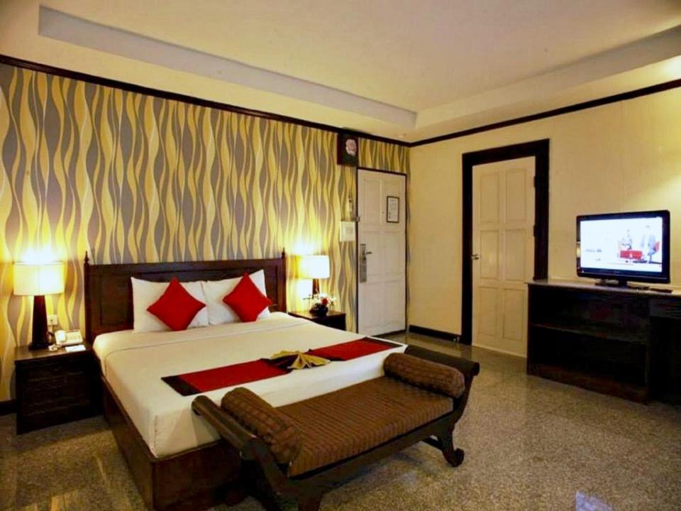 Royal Peninsula Chiangmai होटल